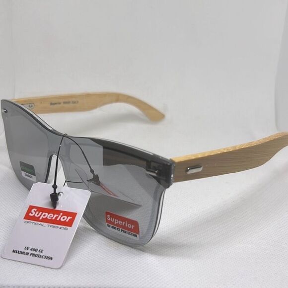 Superior Bamboo Unisex Wood Sunglasses - Picture 1 of 3